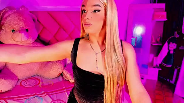 Snapshot of sammy_sweetxx chatting on 04.15.26 sammy sweetxx online show from 04.15.26