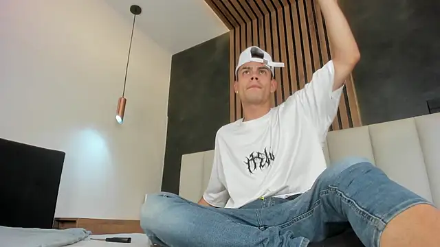 RomeoBoselli   online show from 04.12.26