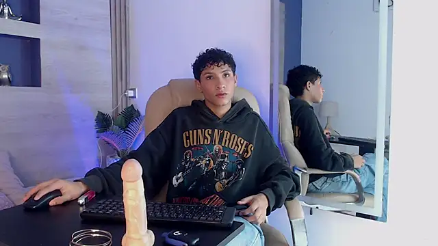 Velvet An online show from 04.25.26