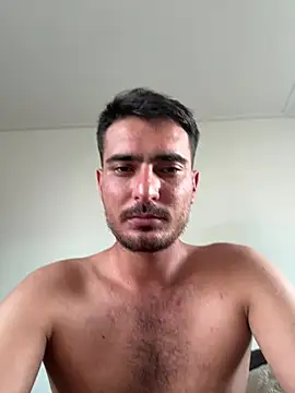 Snapshot of Serttssikici chatting on 06.27.26 Serttssikici online show from 06.27.26