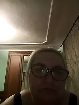AureliaSky598 online show from 05.05.26