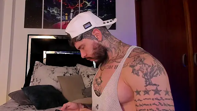 Matius Foxtter online show from 04.17.26