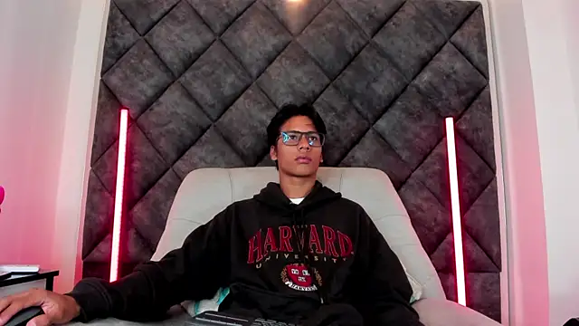 LiamKron online show from 05.23.26