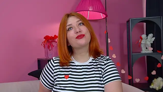 Snapshot of MargaritaMoone chatting on 04.09.26 MargaritaMoone online show from 04.09.26