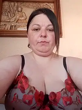 Snapshot of Dear_Natalia chatting on 06.15.26 Dear Natalia online show from 06.15.26