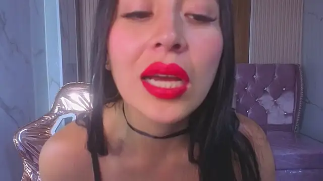 Snapshot of Velvet_celeste_b chatting on 05.25.26 Velvet celeste b online show from 05.25.26