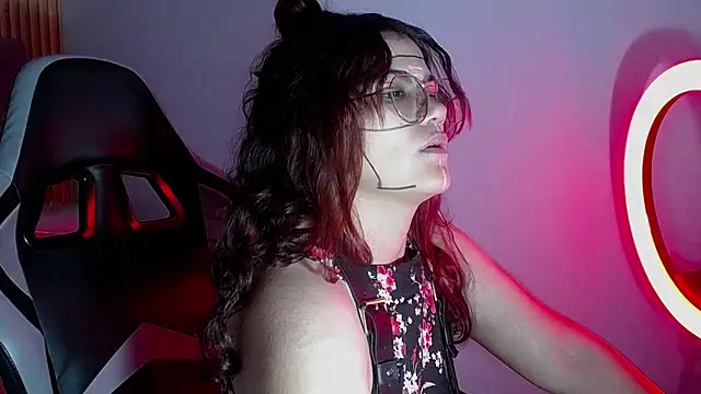 Scarlett jhonson ch online show from 04.29.26