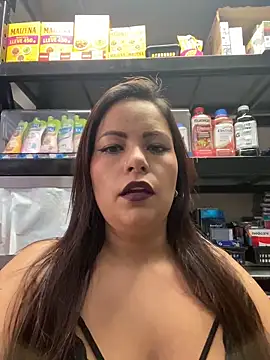 Snapshot of MIA_ROSSEEE chatting on 06.16.26 MIA ROSSEEE online show from 06.16.26