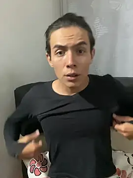 Snapshot of PSweetBoy chatting on 04.09.26 PSweetBoy online show from 04.09.26