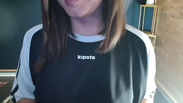 Snapshot of NicoleLove_ chatting on 07.15.26 NicoleLove online show from 07.15.26