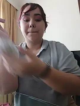 AliceScoot  online show from 06.24.26