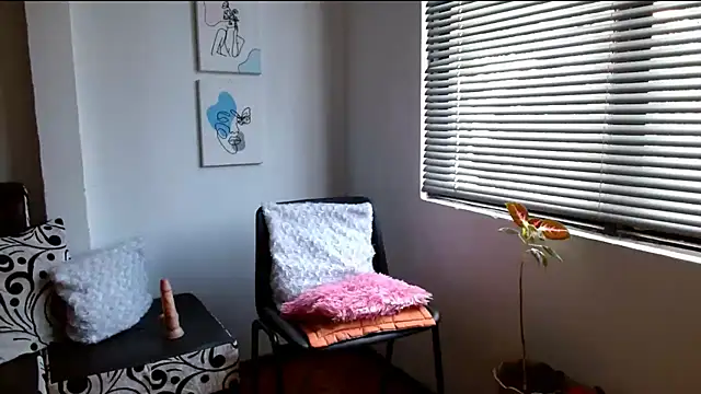 alisonnturbay online show from 06.02.26
