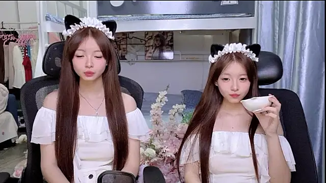 xiaoqiao-daqiao online show from 05.16.26