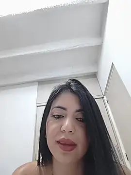 LeilaScott online show from 04.27.26