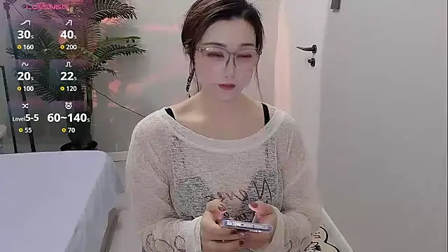 Snapshot of Yunxi- chatting on 05.21.26 Yunxi- online show from 05.21.26