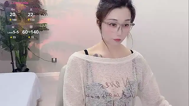 Snapshot of Yunxi- chatting on 05.26.26 Yunxi- online show from 05.26.26