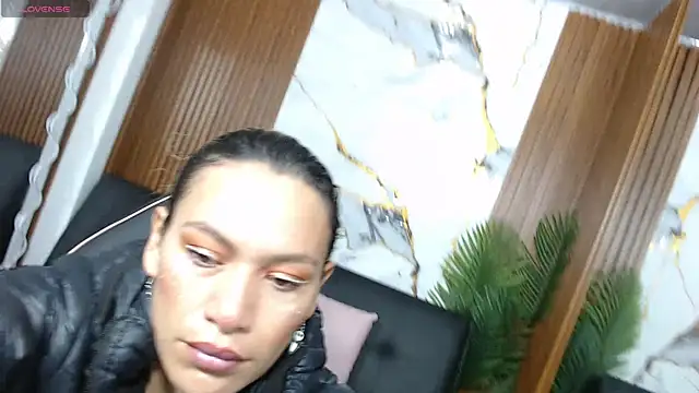 Snapshot of alonddra_tay chatting on 05.03.26 alonddra tay online show from 05.03.26