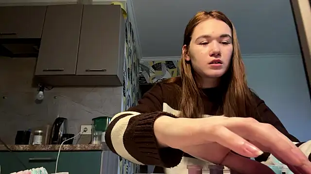 Snapshot of ValiriaX chatting on 04.10.26 ValiriaX online show from 04.10.26