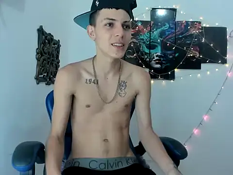 Snapshot of Yherferson_45 chatting on 04.12.26 Yherferson 45 online show from 04.12.26