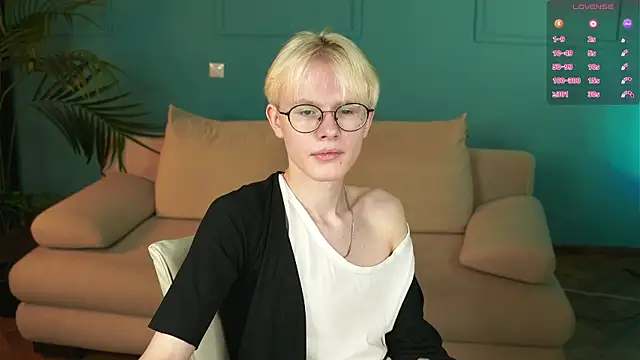 Liam Blair online show from 07.12.26