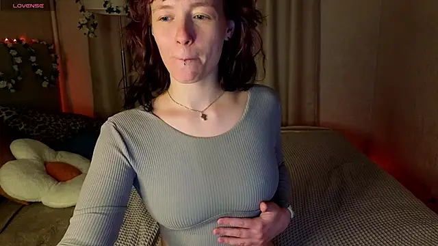 Ricki Bloom online show from 05.11.26