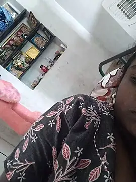 Snapshot of Shilpa-Tamil chatting on 04.16.26 Shilpa-Tamil online show from 04.16.26