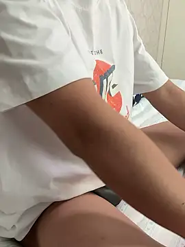 xezie online show from 04.11.26