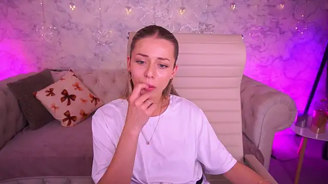 DoveLovee online show from 05.11.26