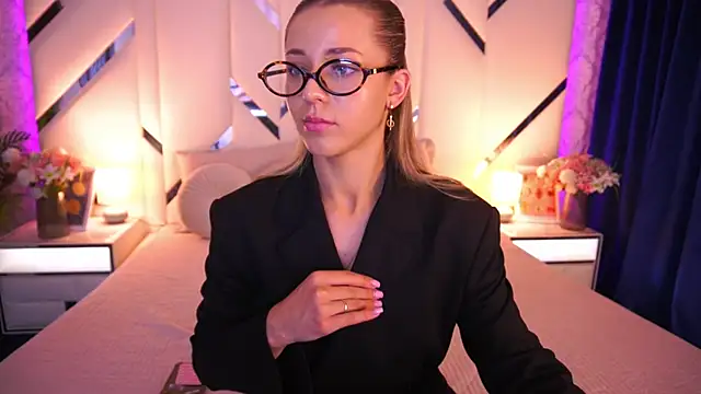 DoveLovee online show from 06.04.26