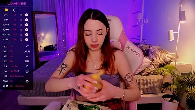 CharliGrace  online show from 05.12.26