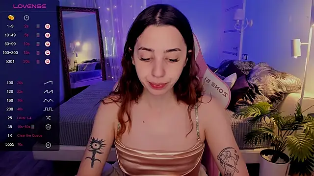 CharliGrace  online show from 06.19.26