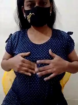 black-woman online show from 04.10.26