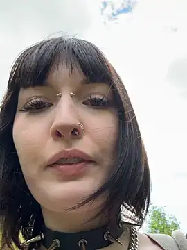 virusDoll online show from 05.27.26