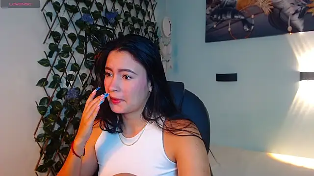 Snapshot of rosaleia_ chatting on 07.10.26 rosaleia online show from 07.10.26