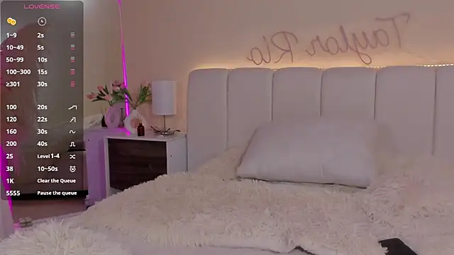 teylor rio online show from 04.15.26