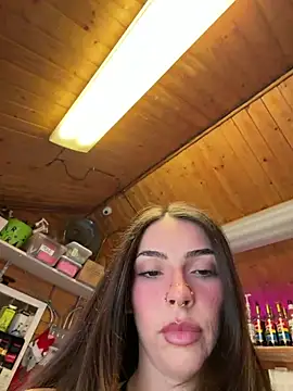 juicybootyquinn online show from 04.28.26