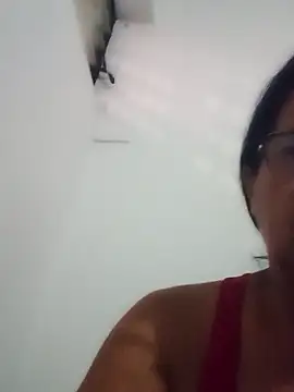 Snapshot of PienCanela chatting on 05.28.26 PienCanela online show from 05.28.26