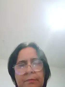 Snapshot of PienCanela chatting on 06.02.26 PienCanela online show from 06.02.26