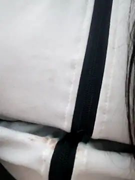 Siya mic online show from 04.15.26