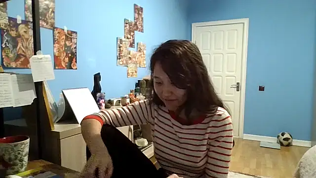 Snapshot of JetFielding chatting on 04.12.26 JetFielding online show from 04.12.26