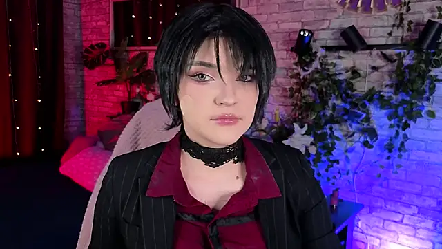 Snapshot of Rune_Veila chatting on 04.13.26 Rune Veila online show from 04.13.26