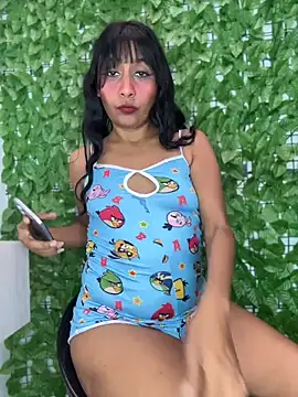MELIZ QUEEN online show from 04.25.26