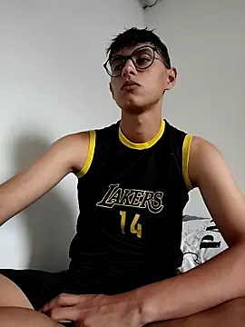 Camilo hot21 online show from 04.27.26