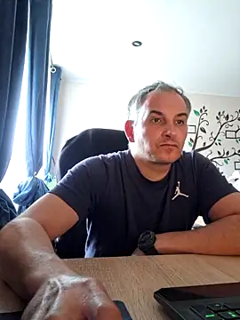 Piotr481 online show from 05.23.26