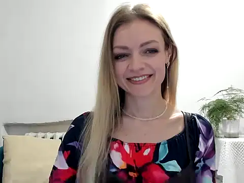Snapshot of Severina7 chatting on 06.04.26 Severina7 online show from 06.04.26