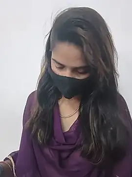 sexy bhabhii online show from 07.04.26