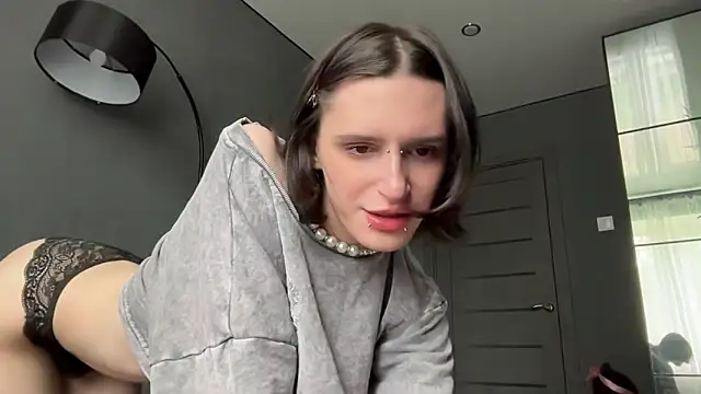 Niky Long online show from 05.31.26