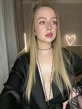 AlisaPearl online show from 07.04.26