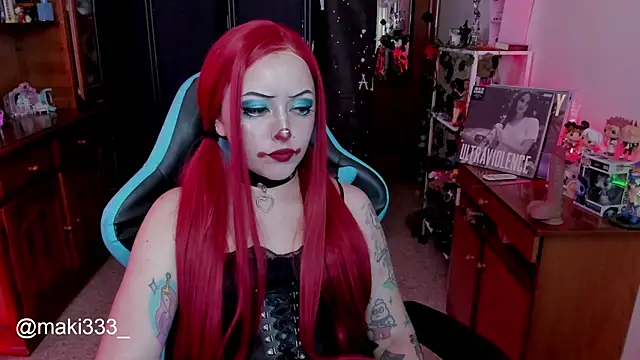 maki333  online show from 04.16.26