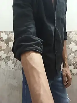 itsmemadhu2019 online show from 05.18.26